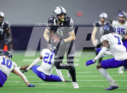 Thumbnail 2 in Guyer vs. Byron Nelson (UIL 6A Region Playoff) photogallery.