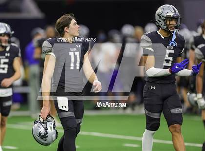 Thumbnail 3 in Guyer vs. Byron Nelson (UIL 6A Region Playoff) photogallery.