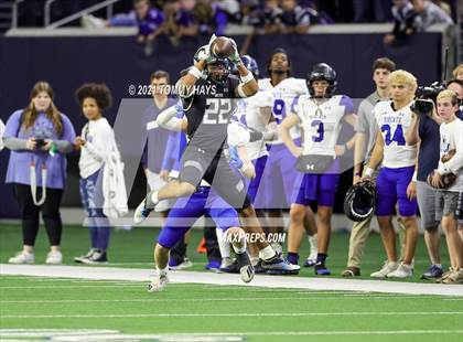 Thumbnail 1 in Guyer vs. Byron Nelson (UIL 6A Region Playoff) photogallery.