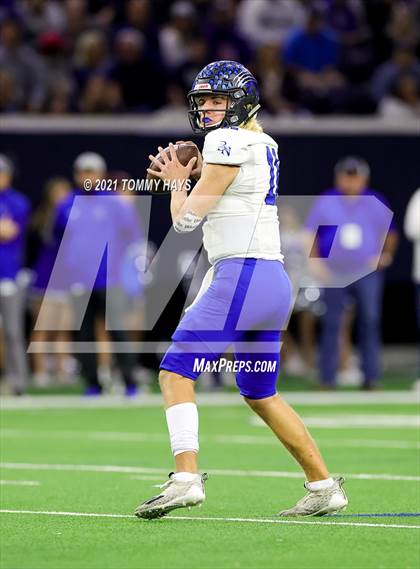 Thumbnail 3 in Guyer vs. Byron Nelson (UIL 6A Region Playoff) photogallery.