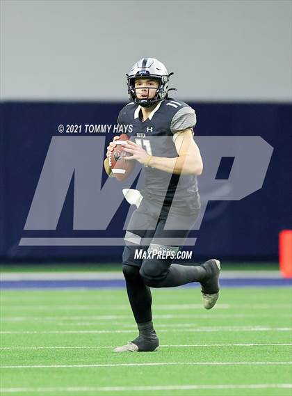 Thumbnail 3 in Guyer vs. Byron Nelson (UIL 6A Region Playoff) photogallery.