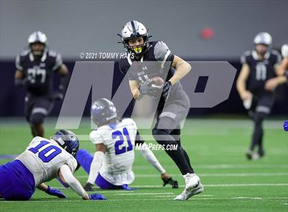 Thumbnail 1 in Guyer vs. Byron Nelson (UIL 6A Region Playoff) photogallery.