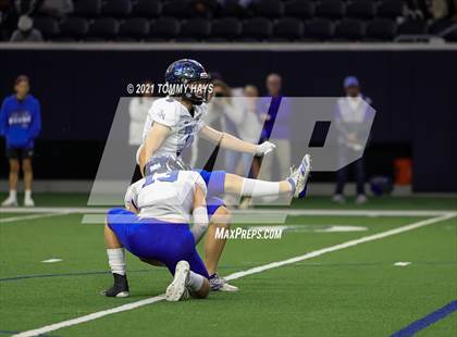 Thumbnail 3 in Guyer vs. Byron Nelson (UIL 6A Region Playoff) photogallery.