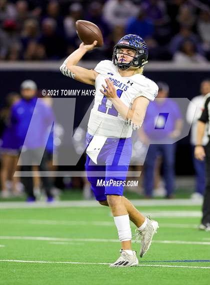 Thumbnail 1 in Guyer vs. Byron Nelson (UIL 6A Region Playoff) photogallery.