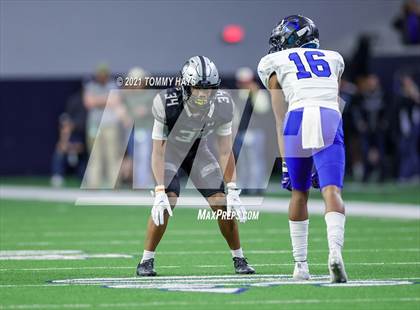Thumbnail 3 in Guyer vs. Byron Nelson (UIL 6A Region Playoff) photogallery.