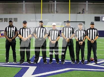 Thumbnail 3 in Guyer vs. Byron Nelson (UIL 6A Region Playoff) photogallery.