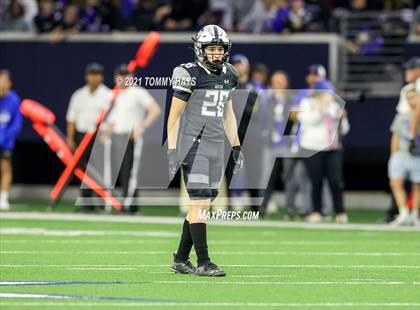 Thumbnail 3 in Guyer vs. Byron Nelson (UIL 6A Region Playoff) photogallery.