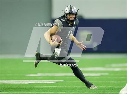 Thumbnail 3 in Guyer vs. Byron Nelson (UIL 6A Region Playoff) photogallery.