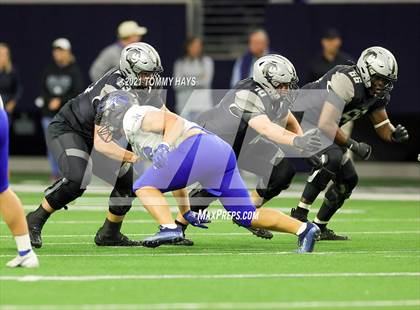 Thumbnail 3 in Guyer vs. Byron Nelson (UIL 6A Region Playoff) photogallery.