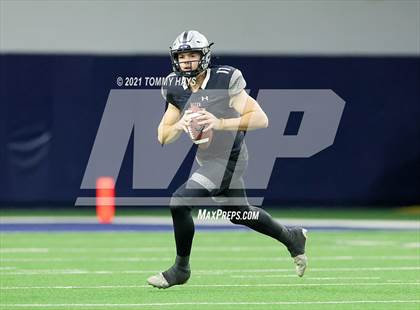 Thumbnail 1 in Guyer vs. Byron Nelson (UIL 6A Region Playoff) photogallery.