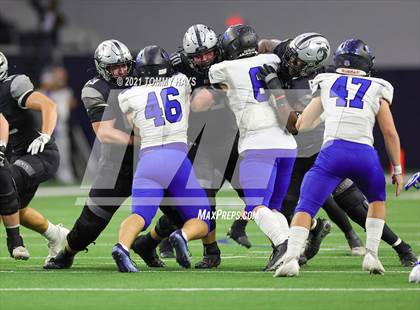 Thumbnail 1 in Guyer vs. Byron Nelson (UIL 6A Region Playoff) photogallery.