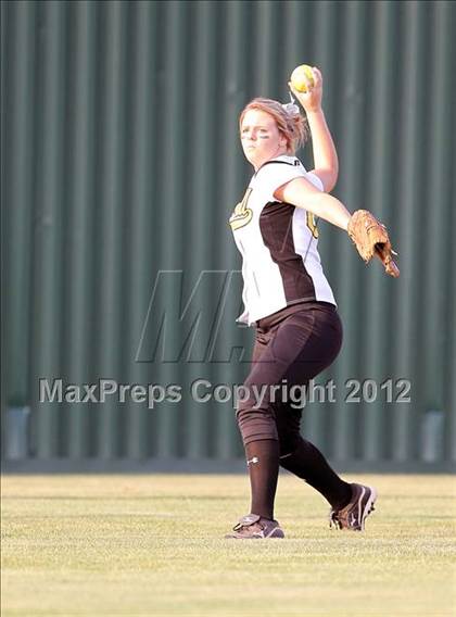 Thumbnail 3 in Crandall vs. Canton photogallery.