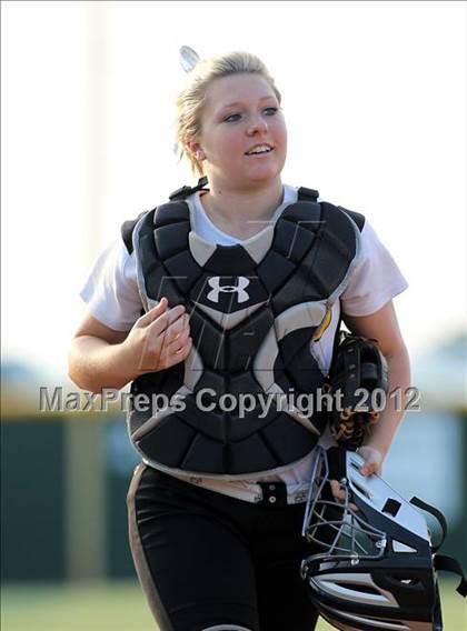 Thumbnail 2 in Crandall vs. Canton photogallery.