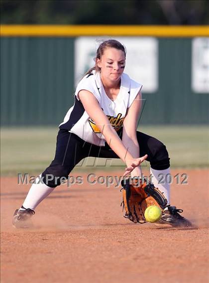 Thumbnail 1 in Crandall vs. Canton photogallery.