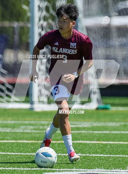 Thumbnail 1 in Mercer Island @ Auburn Mountainview (WIAA 3A Semi Final) photogallery.