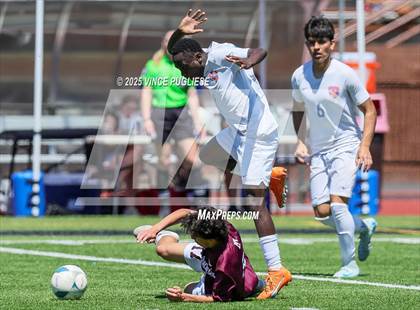 Thumbnail 1 in Mercer Island @ Auburn Mountainview (WIAA 3A Semi Final) photogallery.