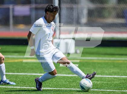Thumbnail 1 in Mercer Island @ Auburn Mountainview (WIAA 3A Semi Final) photogallery.