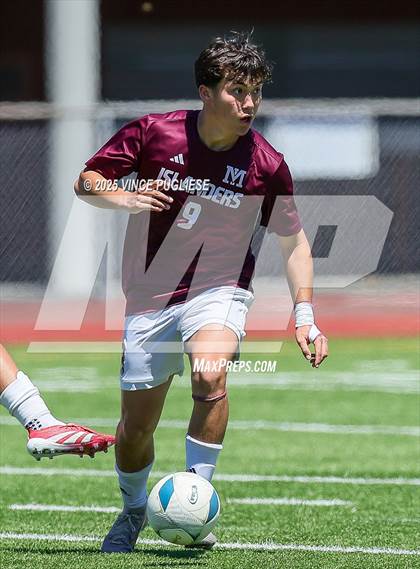 Thumbnail 3 in Mercer Island @ Auburn Mountainview (WIAA 3A Semi Final) photogallery.