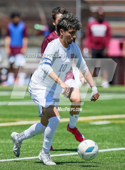 Thumbnail 3 in Mercer Island @ Auburn Mountainview (WIAA 3A Semi Final) photogallery.