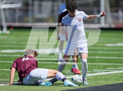 Thumbnail 2 in Mercer Island @ Auburn Mountainview (WIAA 3A Semi Final) photogallery.