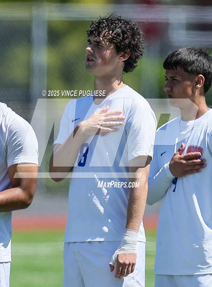 Thumbnail 2 in Mercer Island @ Auburn Mountainview (WIAA 3A Semi Final) photogallery.