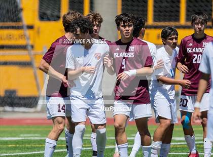 Thumbnail 2 in Mercer Island @ Auburn Mountainview (WIAA 3A Semi Final) photogallery.