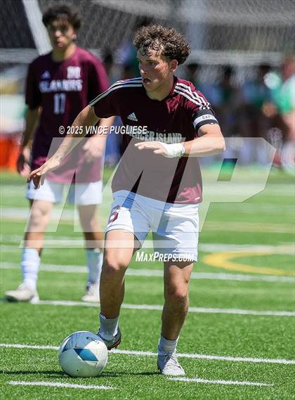 Thumbnail 2 in Mercer Island @ Auburn Mountainview (WIAA 3A Semi Final) photogallery.