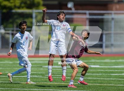 Thumbnail 3 in Mercer Island @ Auburn Mountainview (WIAA 3A Semi Final) photogallery.