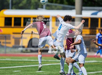 Thumbnail 3 in Mercer Island @ Auburn Mountainview (WIAA 3A Semi Final) photogallery.