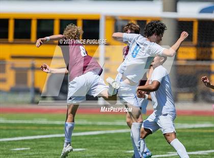 Thumbnail 1 in Mercer Island @ Auburn Mountainview (WIAA 3A Semi Final) photogallery.