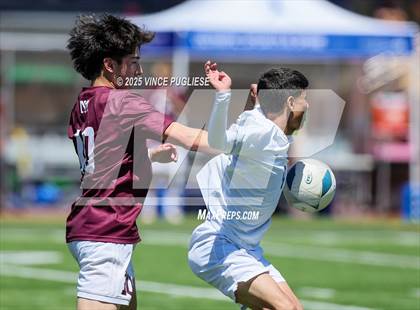 Thumbnail 3 in Mercer Island @ Auburn Mountainview (WIAA 3A Semi Final) photogallery.