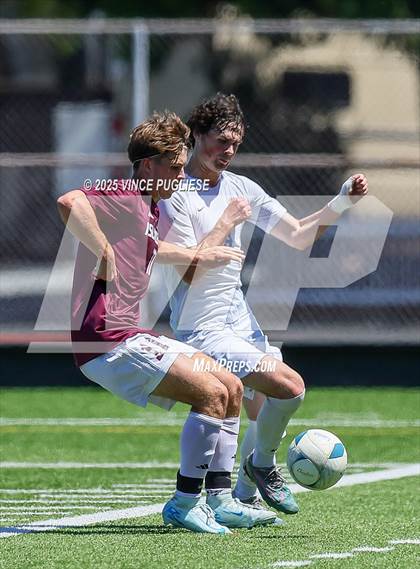 Thumbnail 3 in Mercer Island @ Auburn Mountainview (WIAA 3A Semi Final) photogallery.