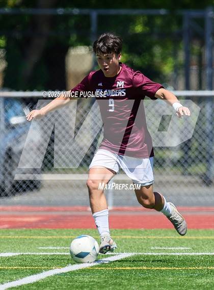 Thumbnail 2 in Mercer Island @ Auburn Mountainview (WIAA 3A Semi Final) photogallery.