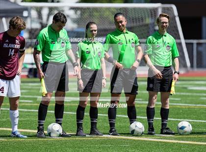 Thumbnail 1 in Mercer Island @ Auburn Mountainview (WIAA 3A Semi Final) photogallery.