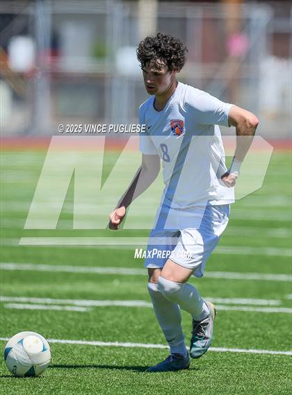 Thumbnail 2 in Mercer Island @ Auburn Mountainview (WIAA 3A Semi Final) photogallery.