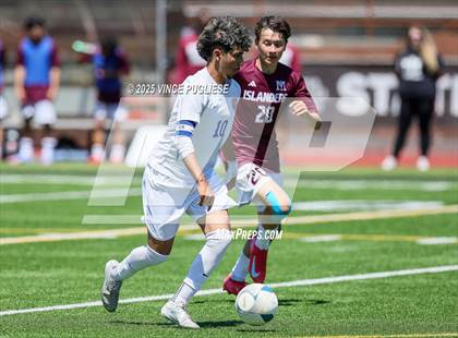Thumbnail 3 in Mercer Island @ Auburn Mountainview (WIAA 3A Semi Final) photogallery.