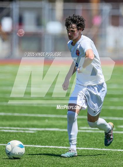 Thumbnail 1 in Mercer Island @ Auburn Mountainview (WIAA 3A Semi Final) photogallery.