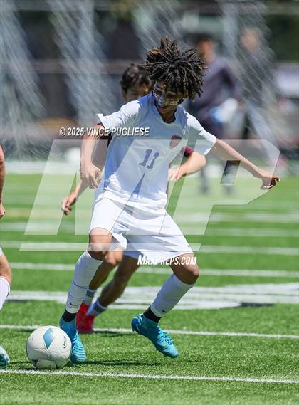 Thumbnail 1 in Mercer Island @ Auburn Mountainview (WIAA 3A Semi Final) photogallery.