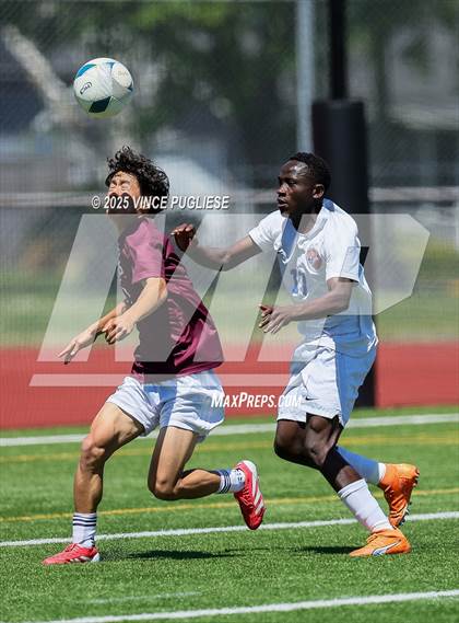 Thumbnail 3 in Mercer Island @ Auburn Mountainview (WIAA 3A Semi Final) photogallery.