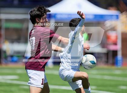 Thumbnail 2 in Mercer Island @ Auburn Mountainview (WIAA 3A Semi Final) photogallery.