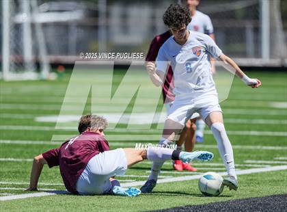 Thumbnail 3 in Mercer Island @ Auburn Mountainview (WIAA 3A Semi Final) photogallery.