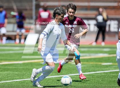 Thumbnail 1 in Mercer Island @ Auburn Mountainview (WIAA 3A Semi Final) photogallery.