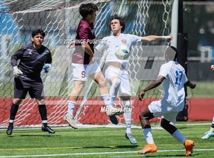 Thumbnail 2 in Mercer Island @ Auburn Mountainview (WIAA 3A Semi Final) photogallery.