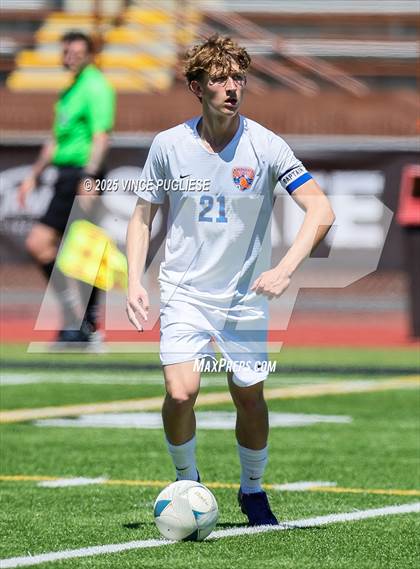 Thumbnail 1 in Mercer Island @ Auburn Mountainview (WIAA 3A Semi Final) photogallery.
