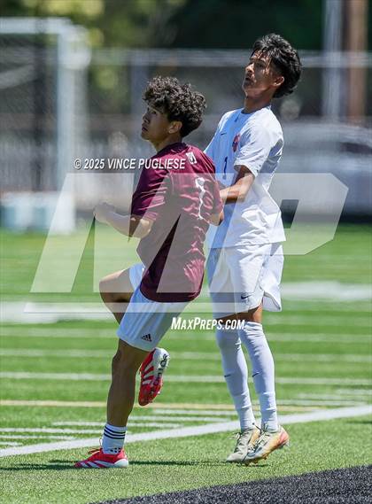 Thumbnail 1 in Mercer Island @ Auburn Mountainview (WIAA 3A Semi Final) photogallery.