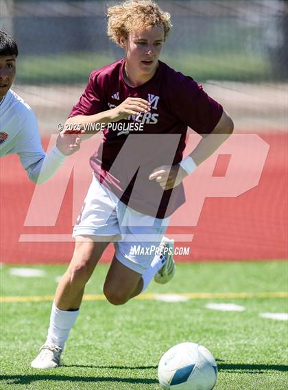 Thumbnail 3 in Mercer Island @ Auburn Mountainview (WIAA 3A Semi Final) photogallery.