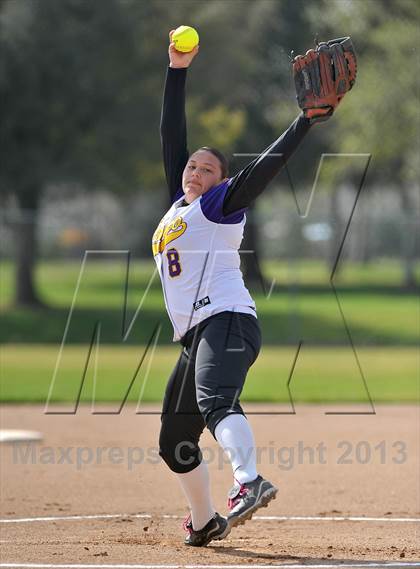 Thumbnail 1 in Oakmont vs. Armijo (Victory Pre-Season T.O.C.) photogallery.