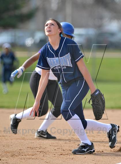 Thumbnail 2 in Oakmont vs. Armijo (Victory Pre-Season T.O.C.) photogallery.