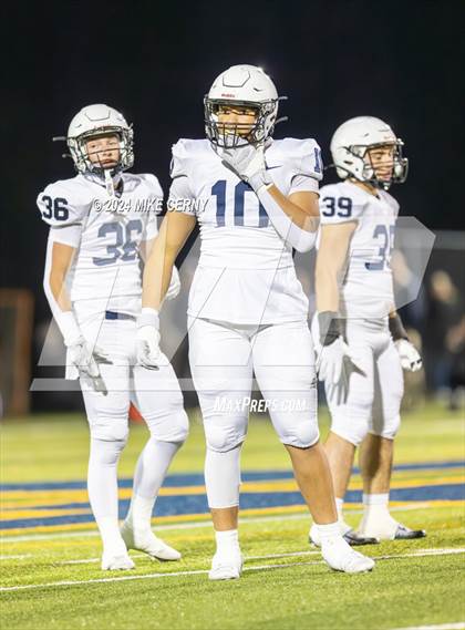 Thumbnail 3 in Mill Valley vs. Saint Thomas Aquinas (KSHSAA 5A Sectional) photogallery.