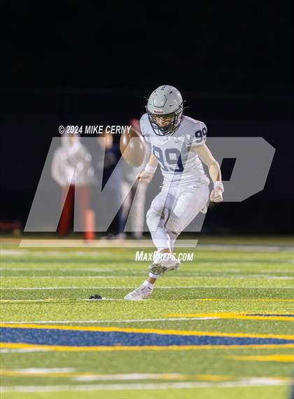 Thumbnail 1 in Mill Valley vs. Saint Thomas Aquinas (KSHSAA 5A Sectional) photogallery.